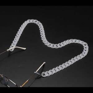 Glasses chain